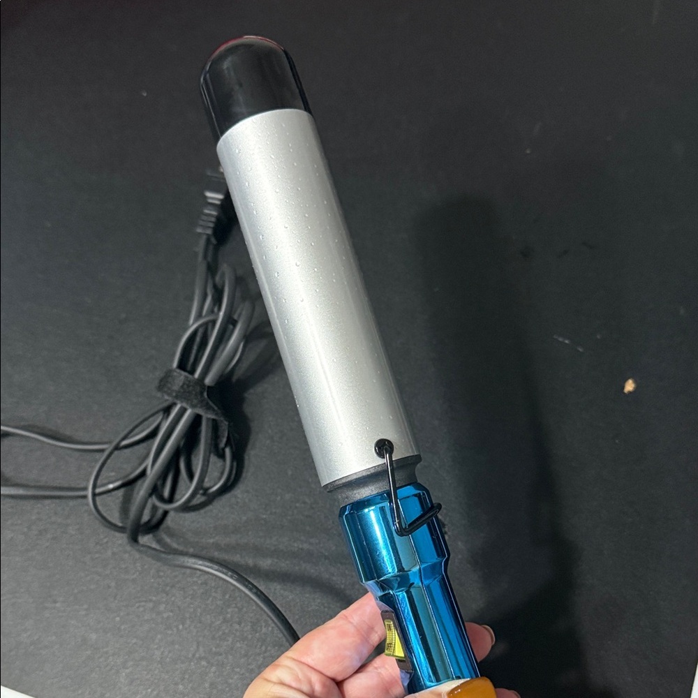 Blue and Silver Curling Iron Bed Head - Picture 2 of 2